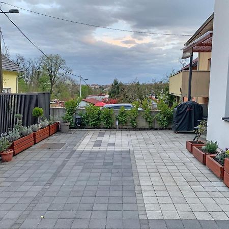 Apartment Maksimir Yard Zágráb Kültér fotó