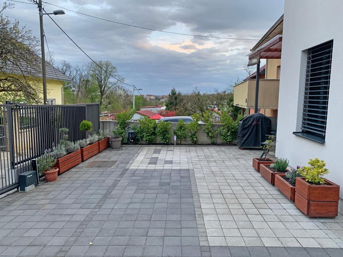 Apartment Maksimir Yard Zágráb Kültér fotó